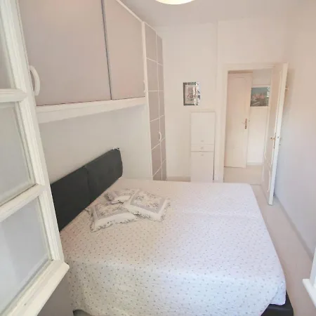 Francesca By Interhome *